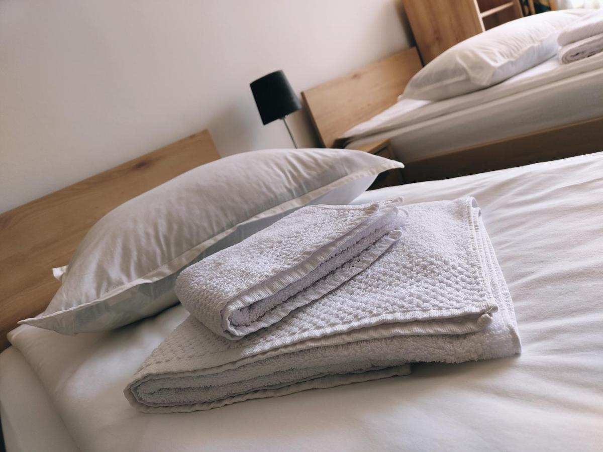 Ten'S Apartment - Spatios Si Linistit Cluj-Napoca Esterno foto